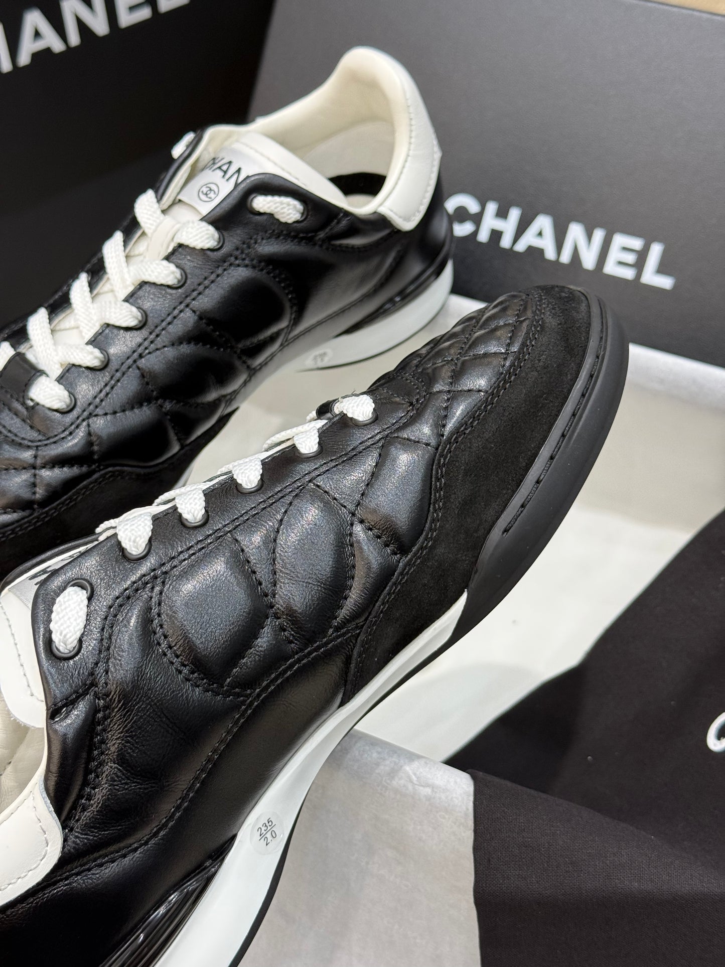 CC SNEAKER