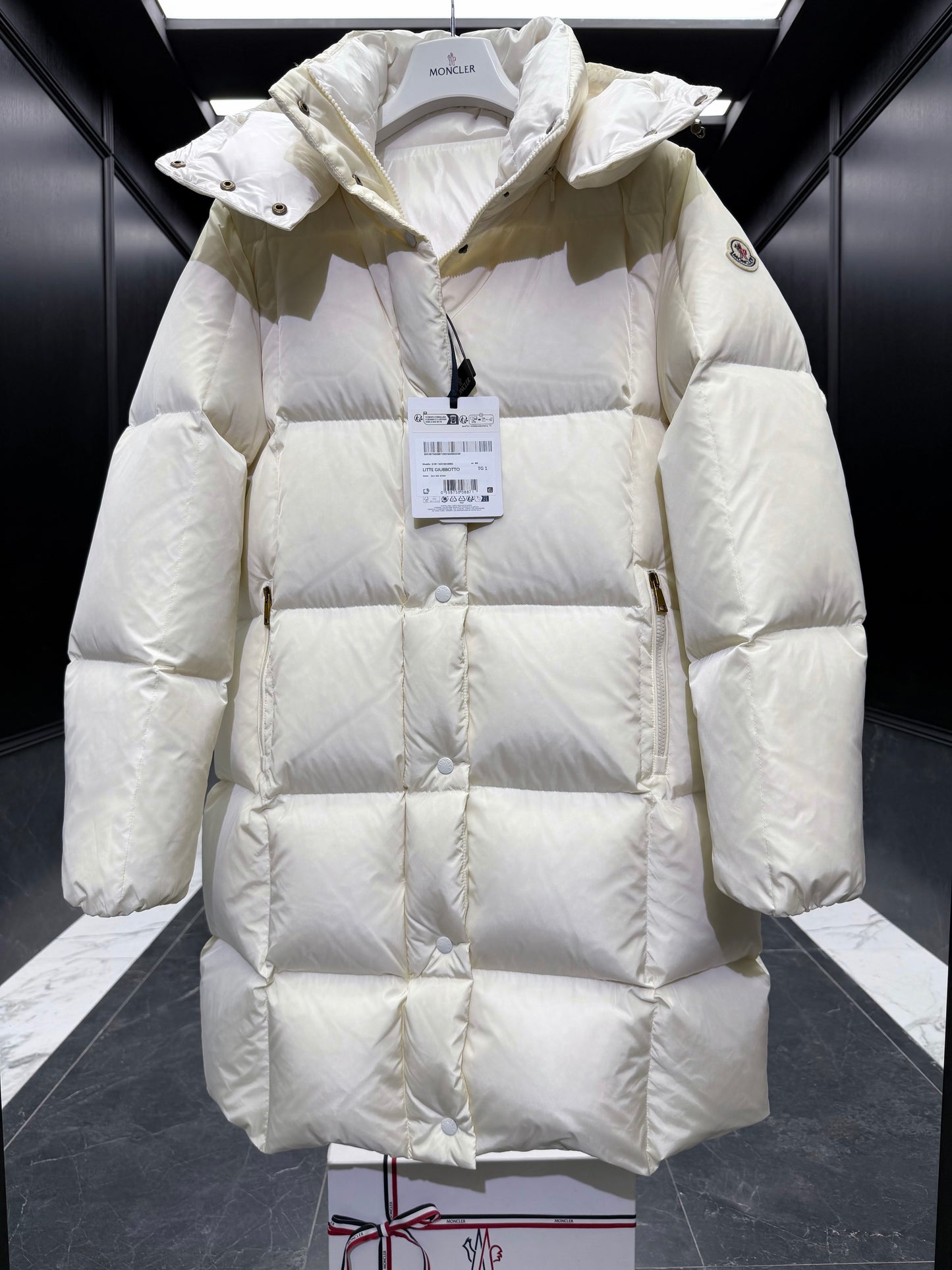 MONC LITTE COAT