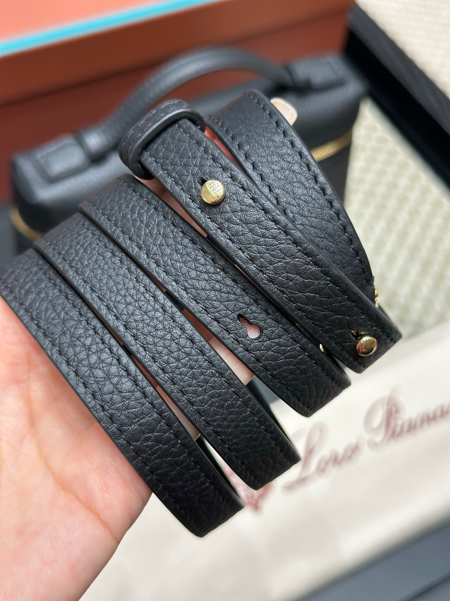 LORO P EXTRA POCKET L19 BAG