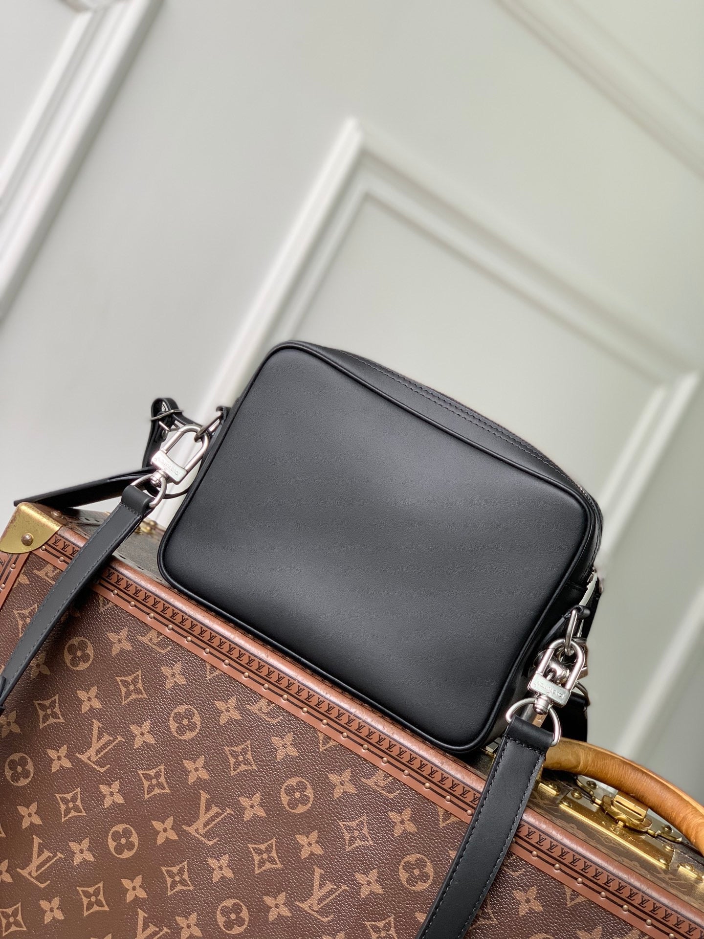 LOU NIL BAG
