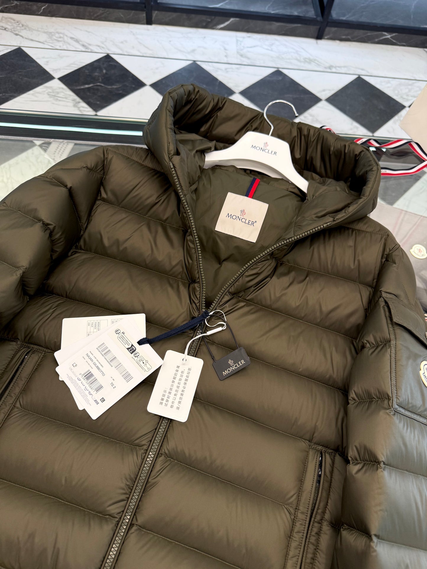 MONC NAJAN JACKET
