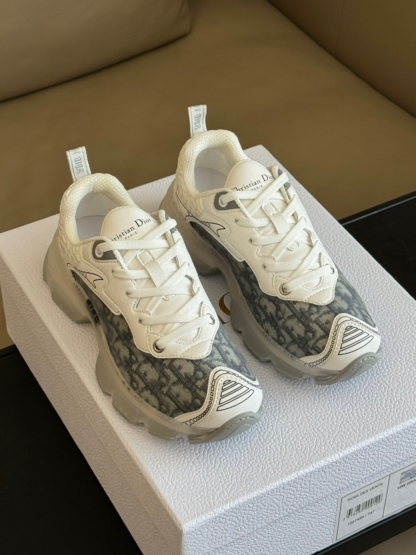 CD VIBE SNEAKERS