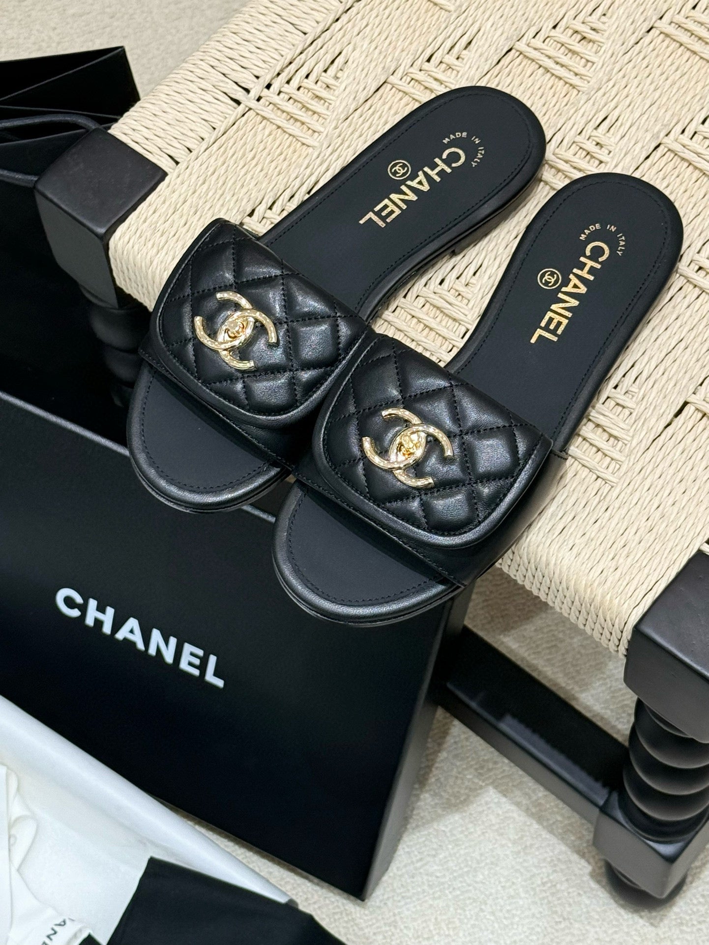 CC SANDALS