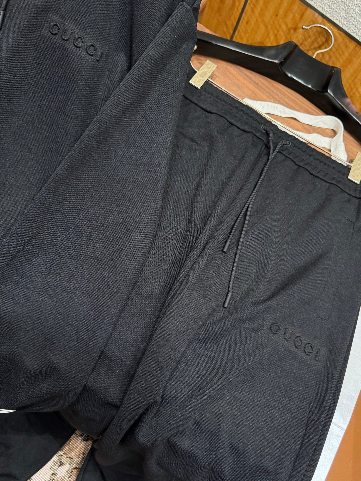 GG ZIP HOODIE