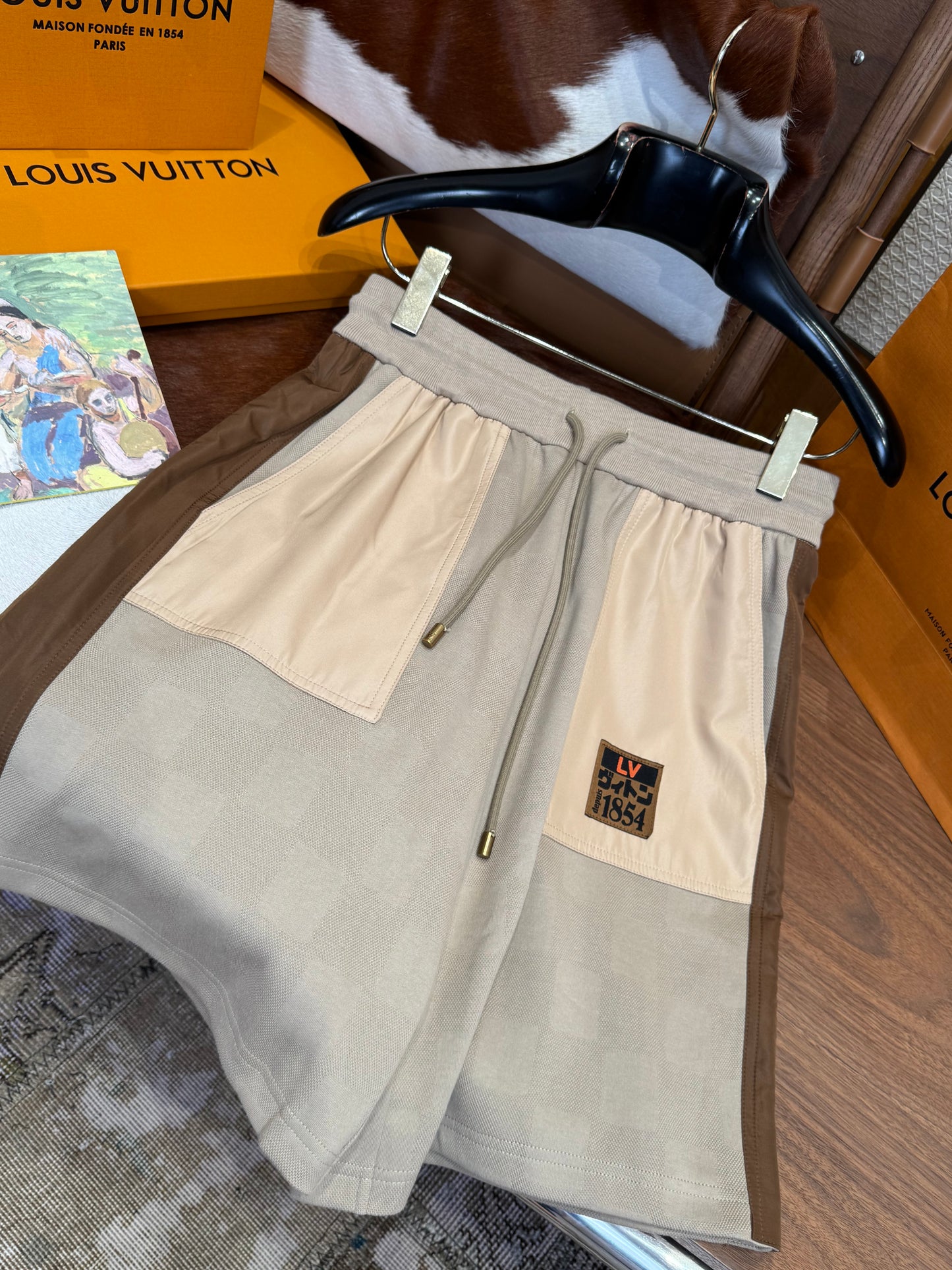 LOU SHORTS
