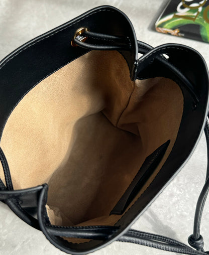 LOEW PEBBLE POUCH