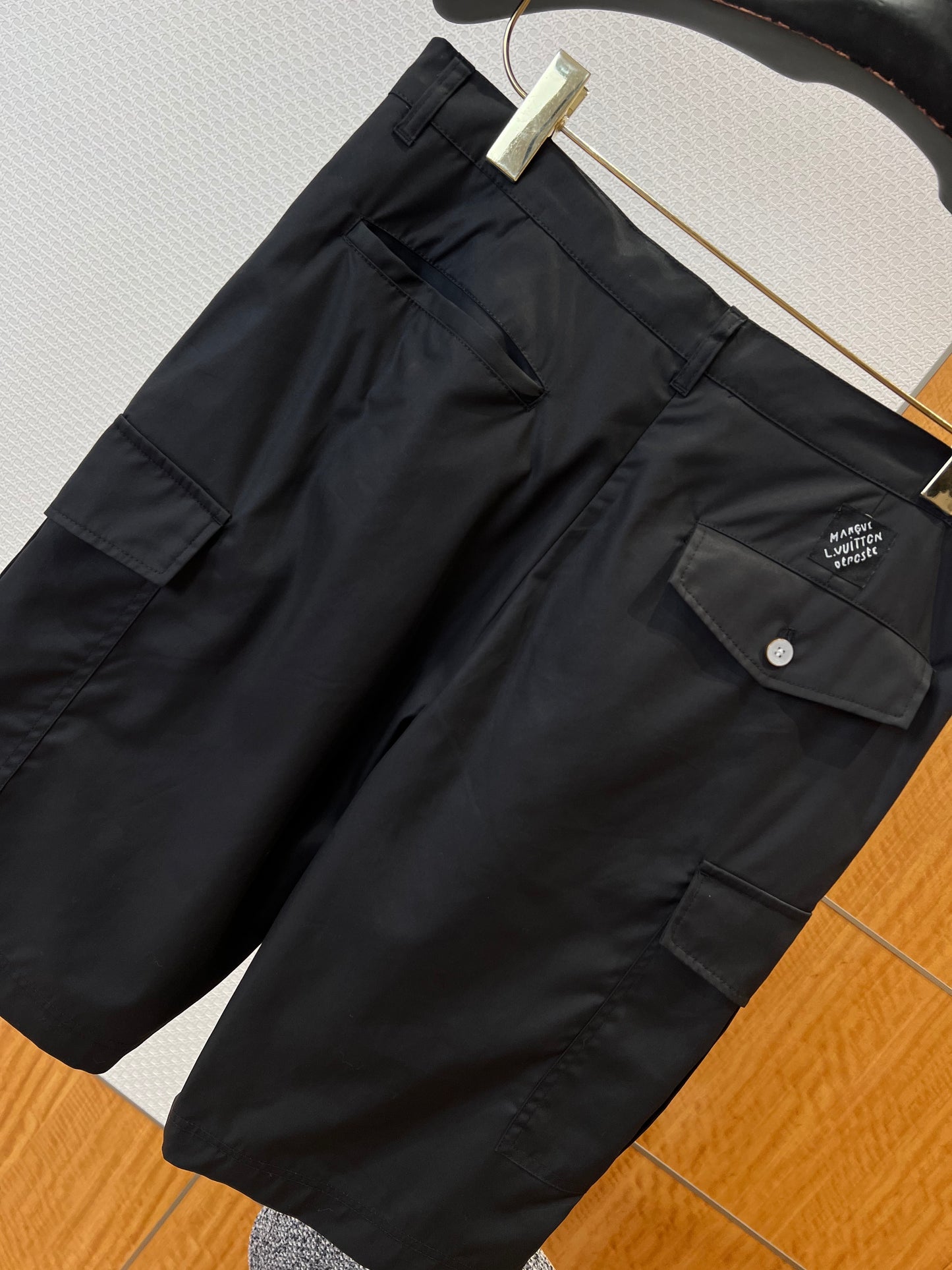 LOU SHORTS