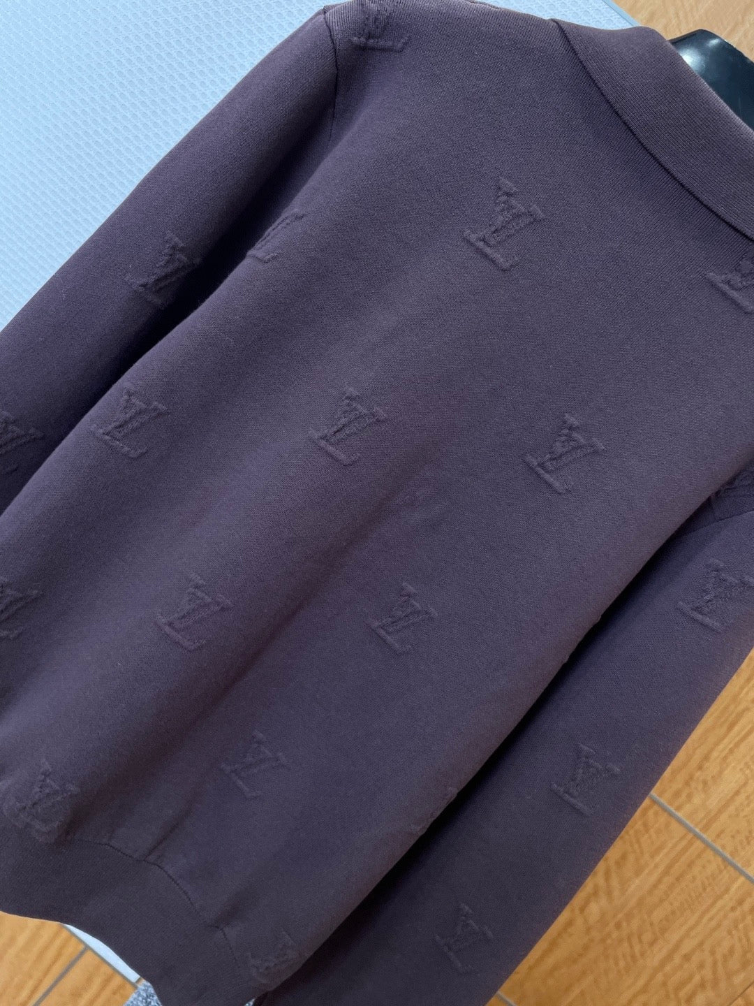 LOU ZIP CARDIGAN