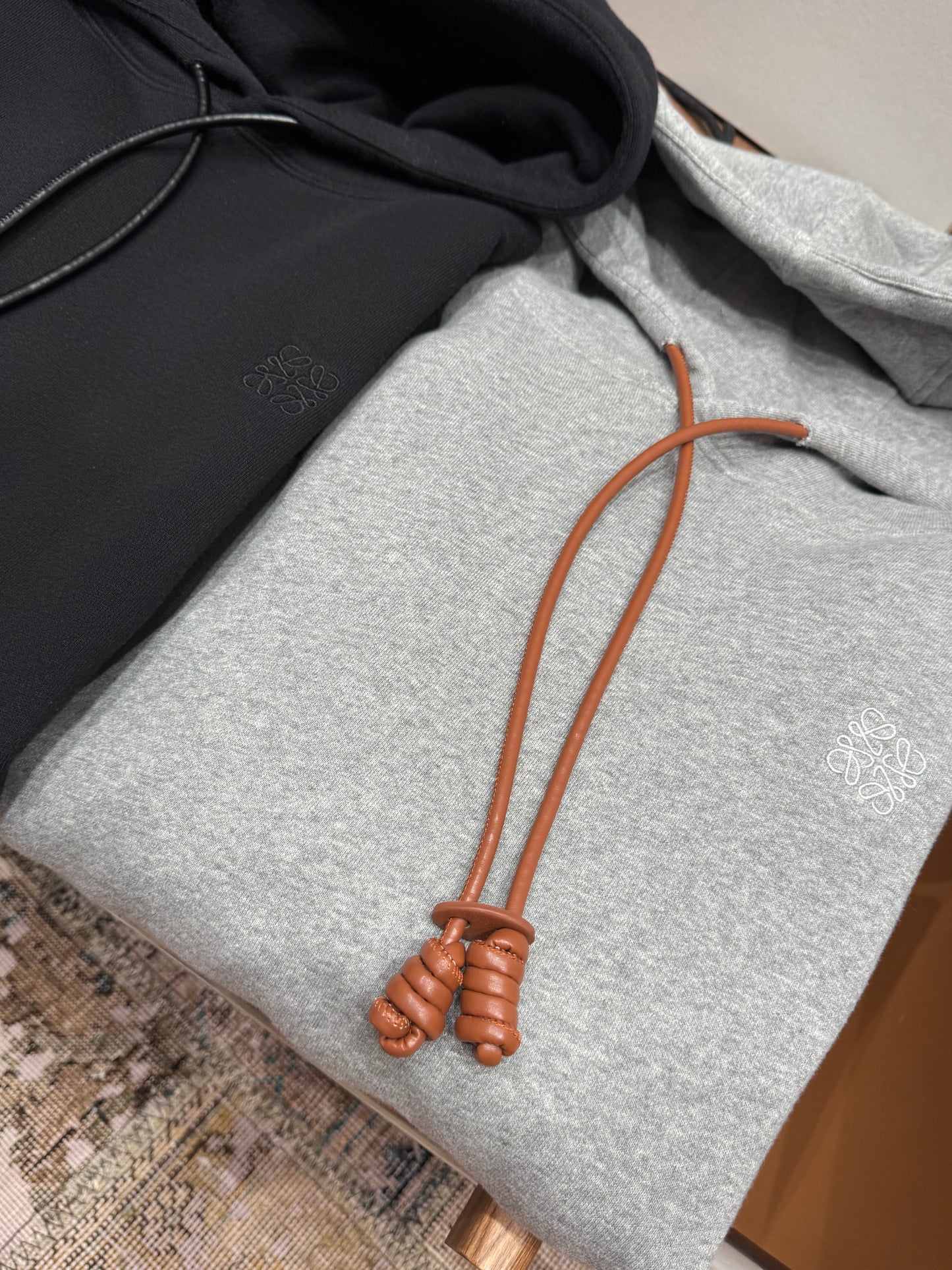 LOEW HOODIE