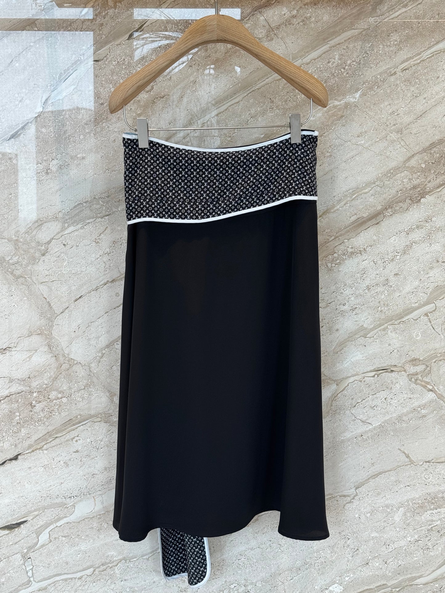 LOU SKIRT