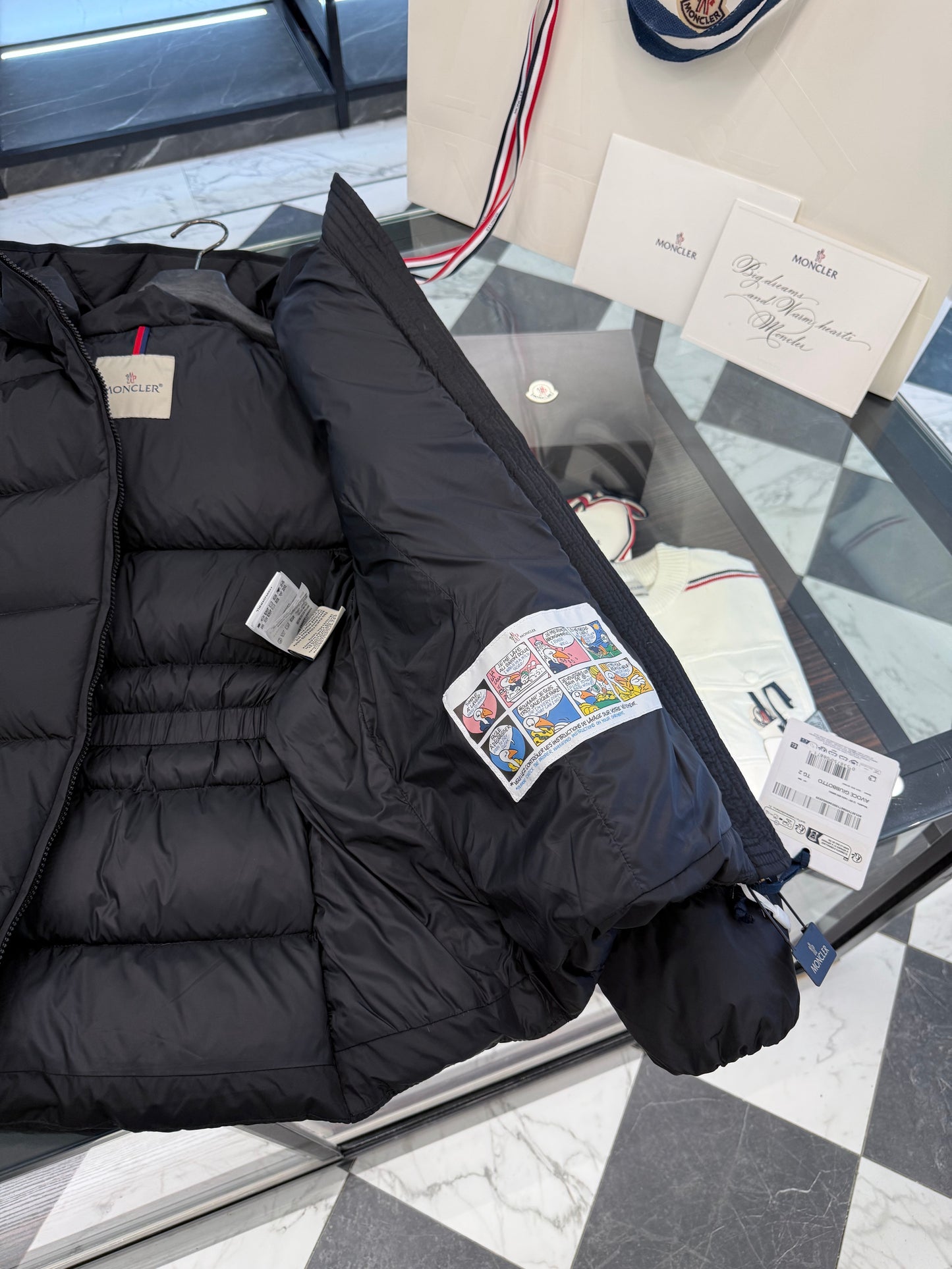 MONC AVOCE JACKET