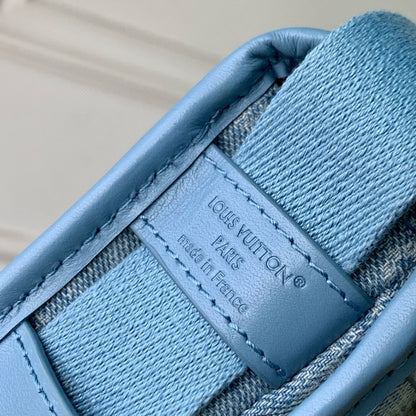 LOU BOSPHORE WEARABLE WALLET