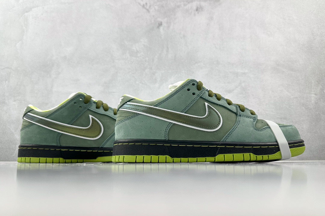 NIKE DUNK LOW GREEN LOBSTER