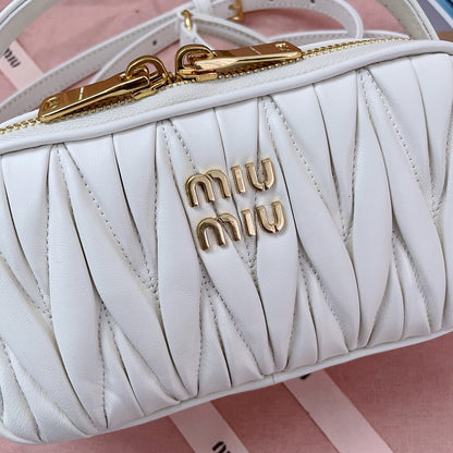 MIU M MATELASSE SHOULDER BAG