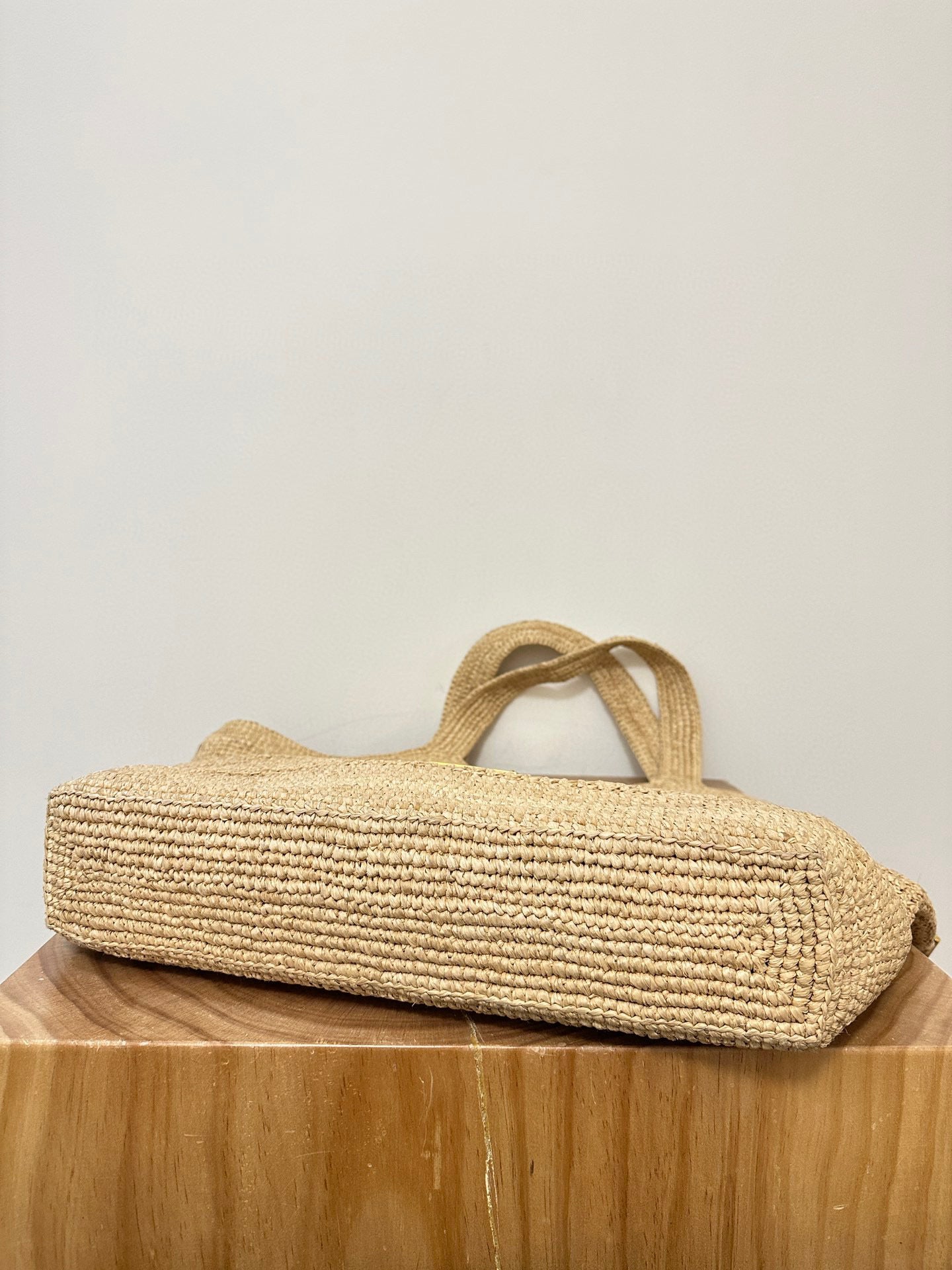 SL ICARE IN RAFFIA BAG