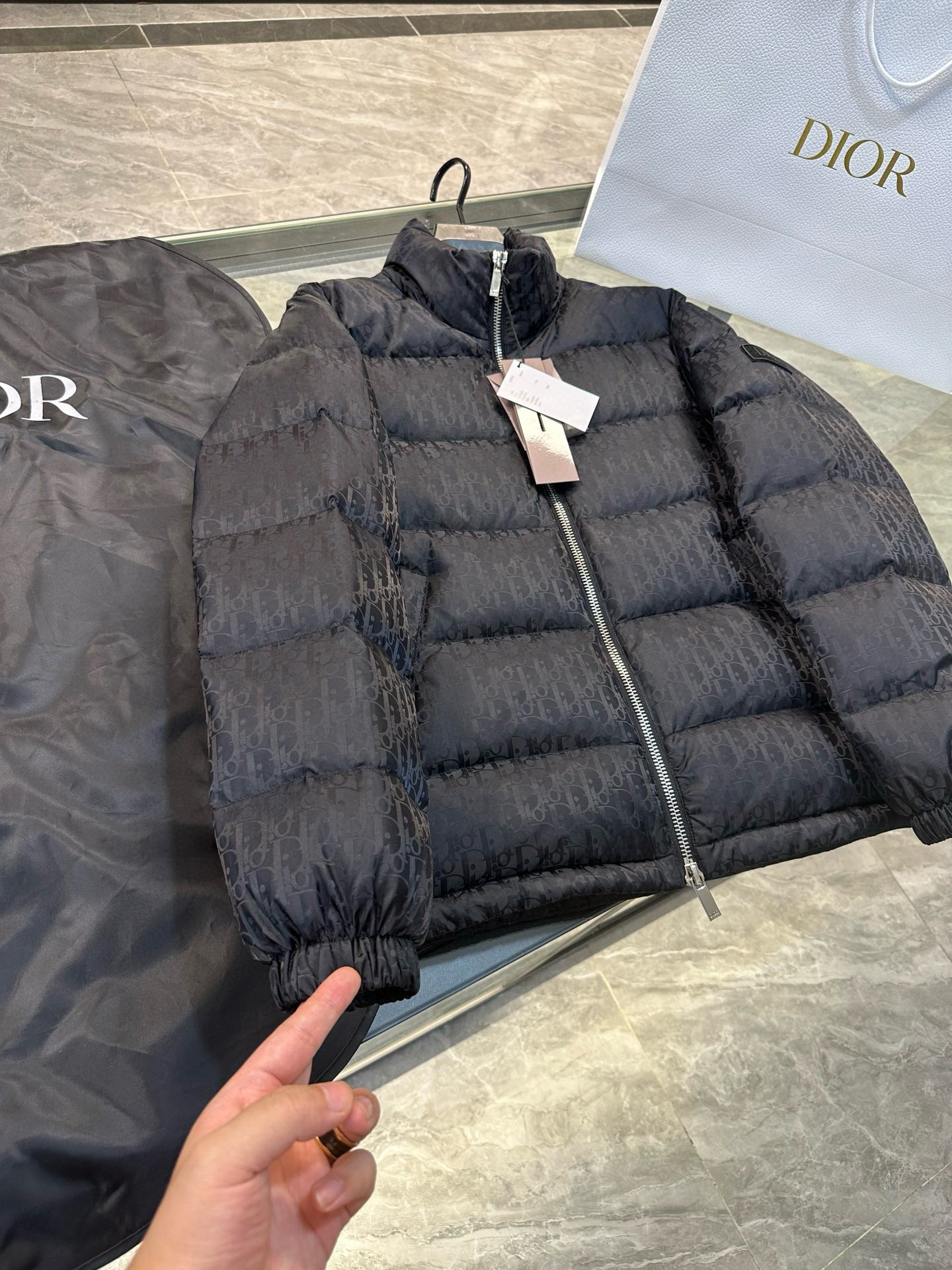 CD OBLIQUE JACKET
