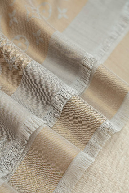 LOU SHAWL
