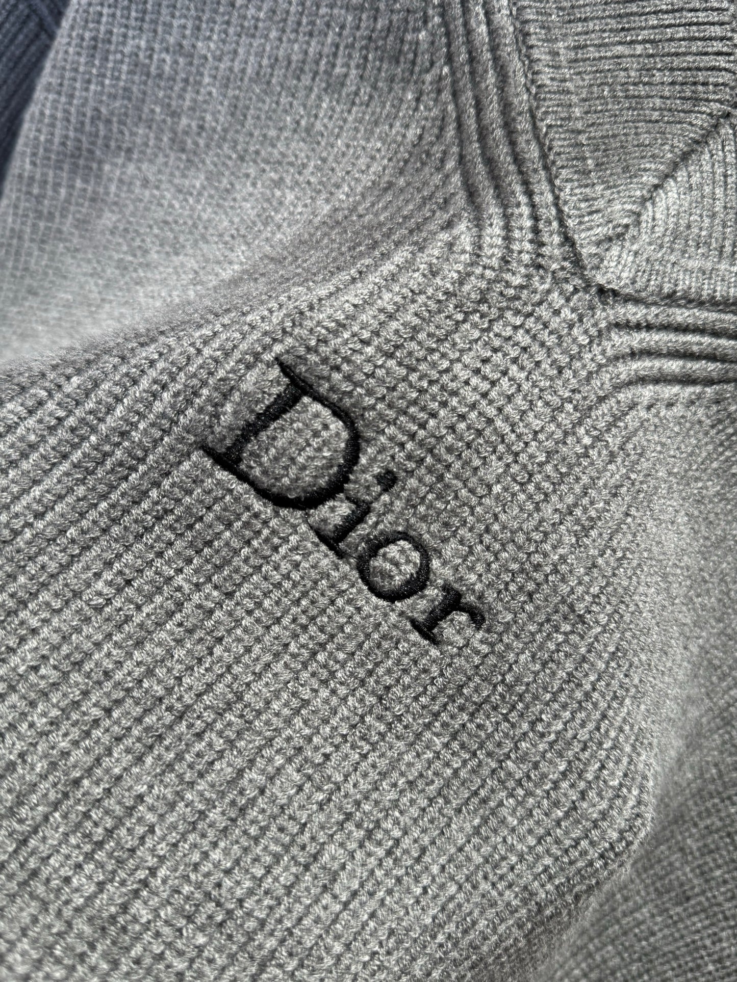 CD JUMPER