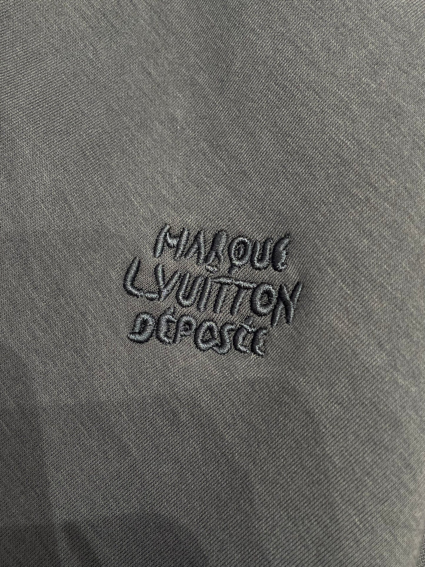 LOU ZIP HOODIE