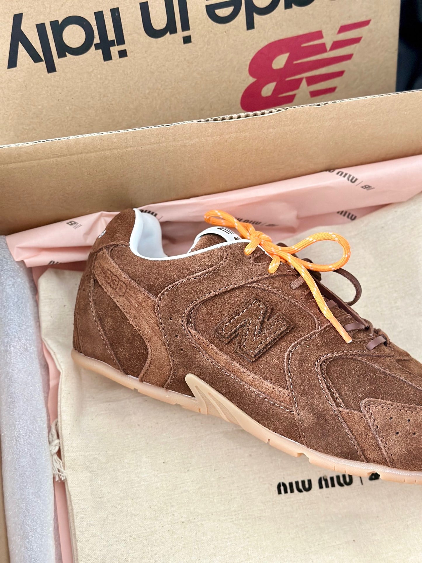 MIU M x NEW BALANCE TRAINERS