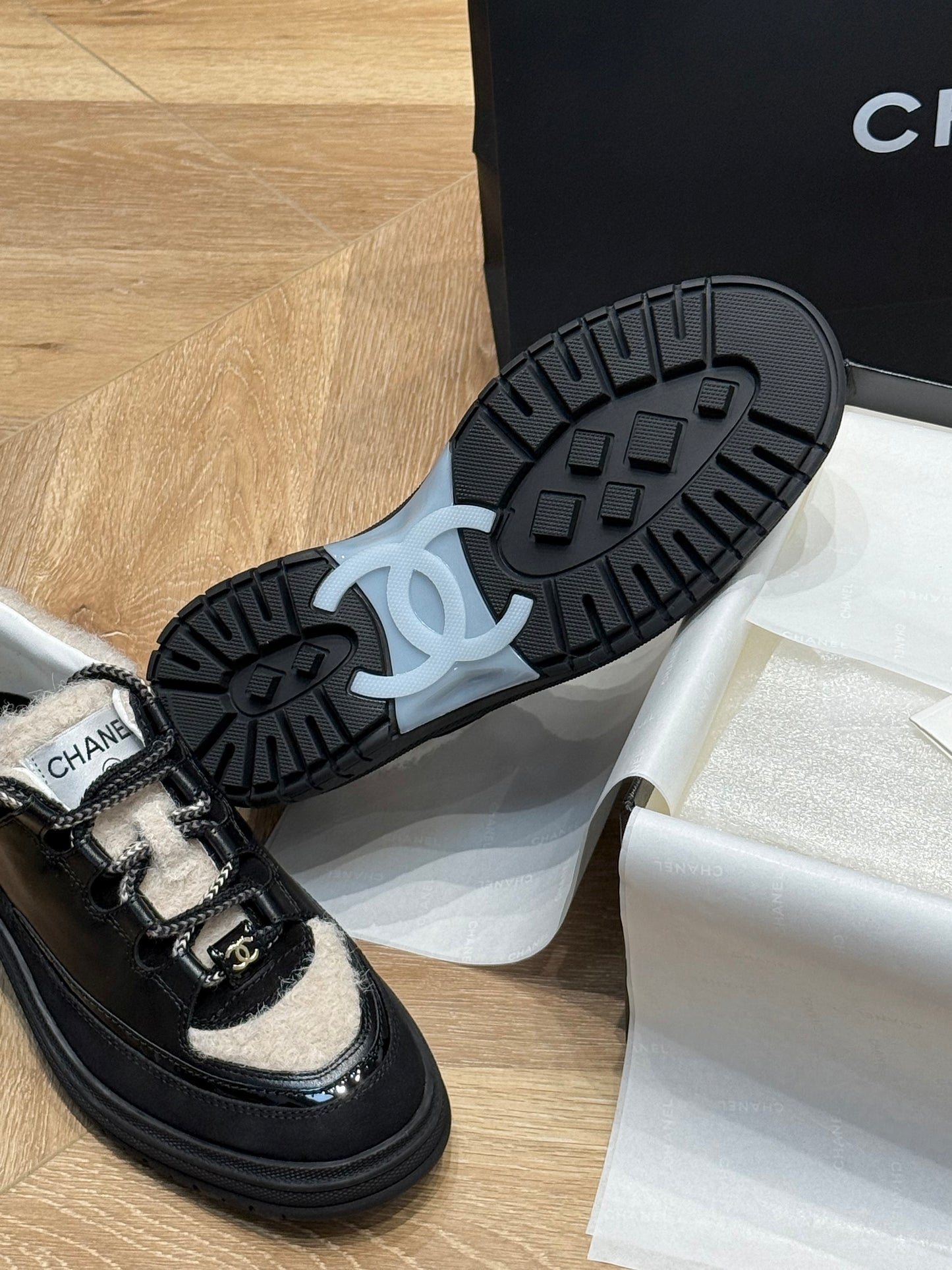 CC SNEAKER