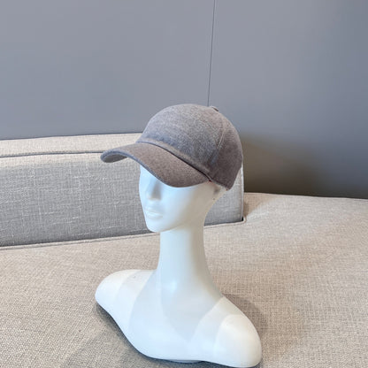 LORO P CASHMERE CAP