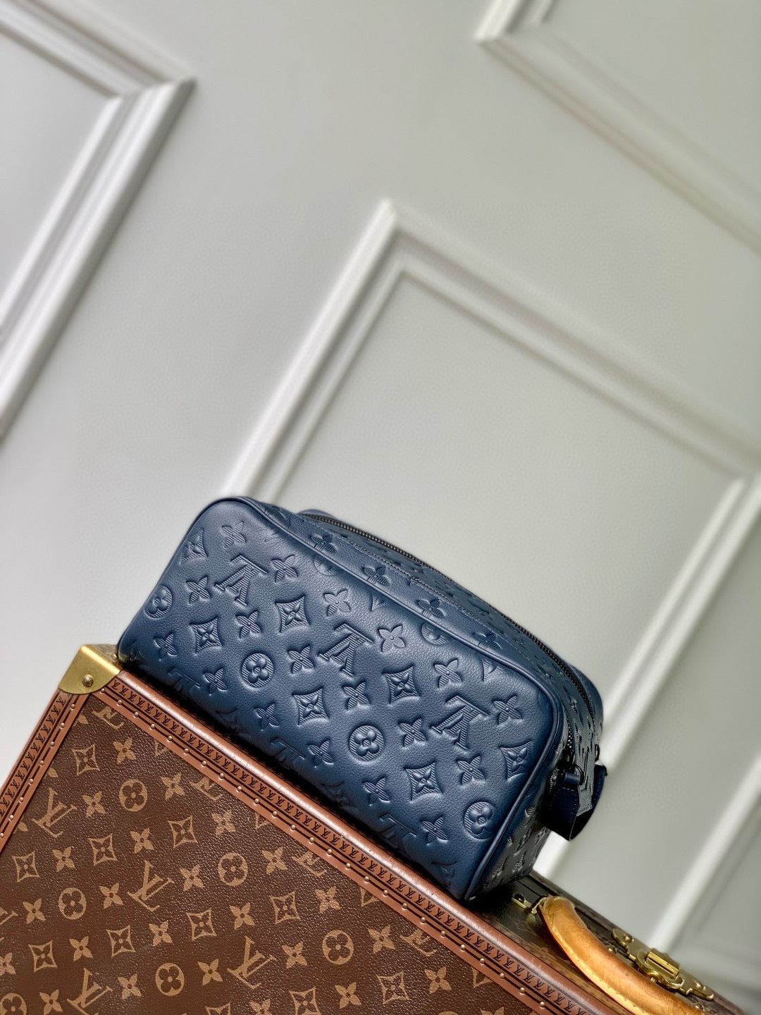 LOU DOPP KIT TOILETRY BAG