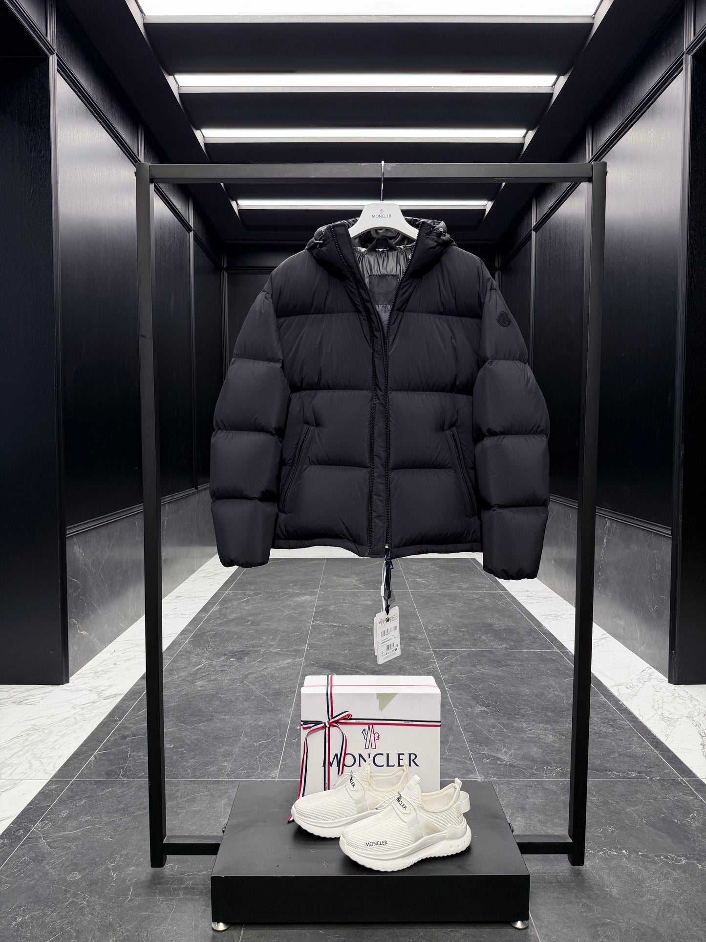 MONC MERIERA JACKET