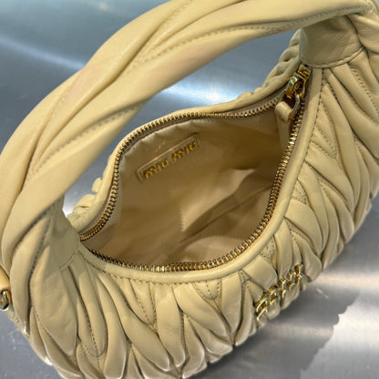 MIU M WANDER BAG