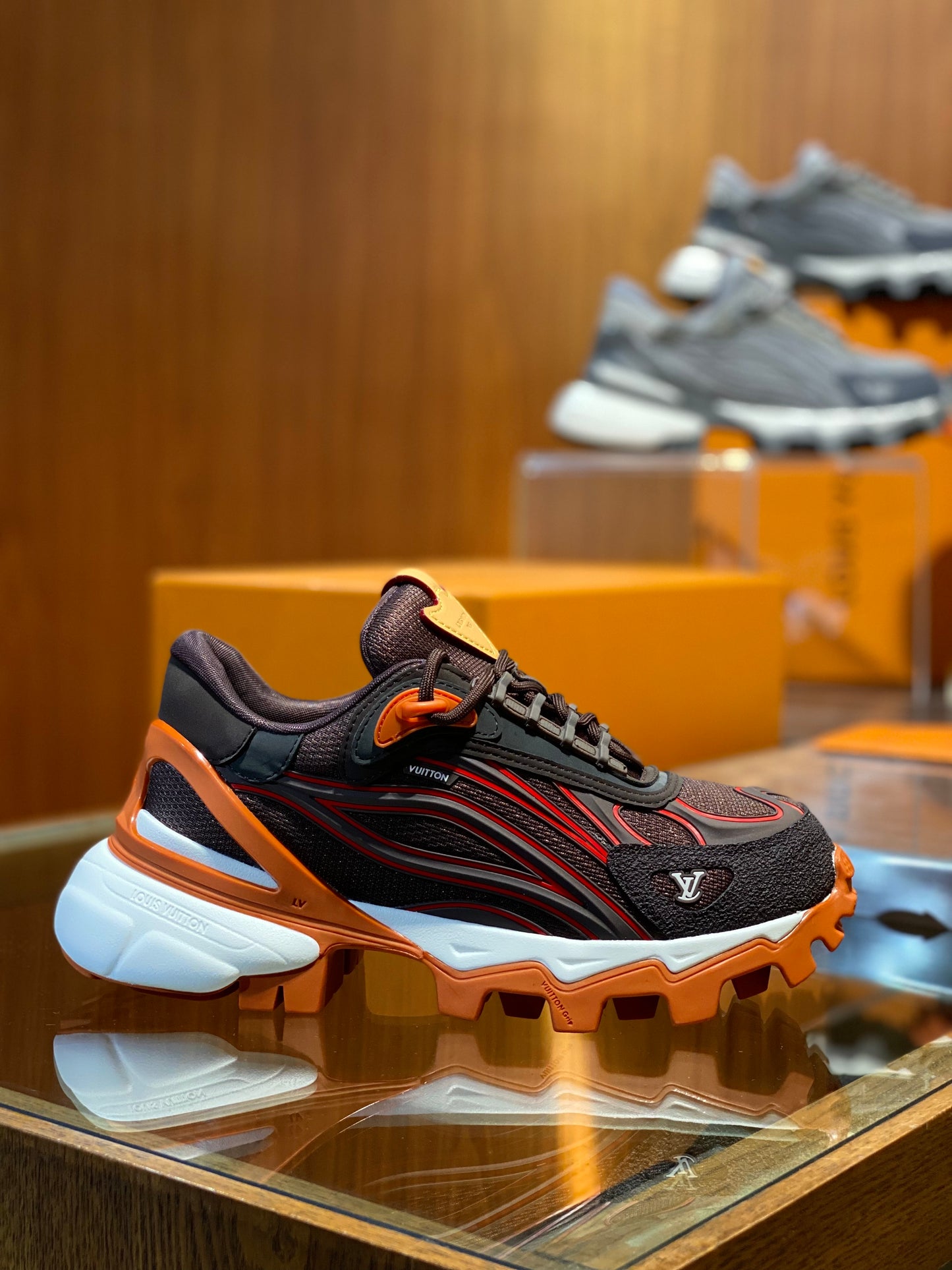 LOU SUMMIT SNEAKERS