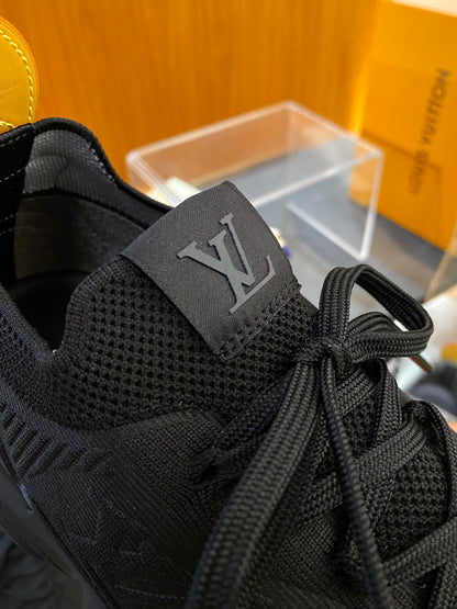 LOU RUNNER TATIC TRAINERS