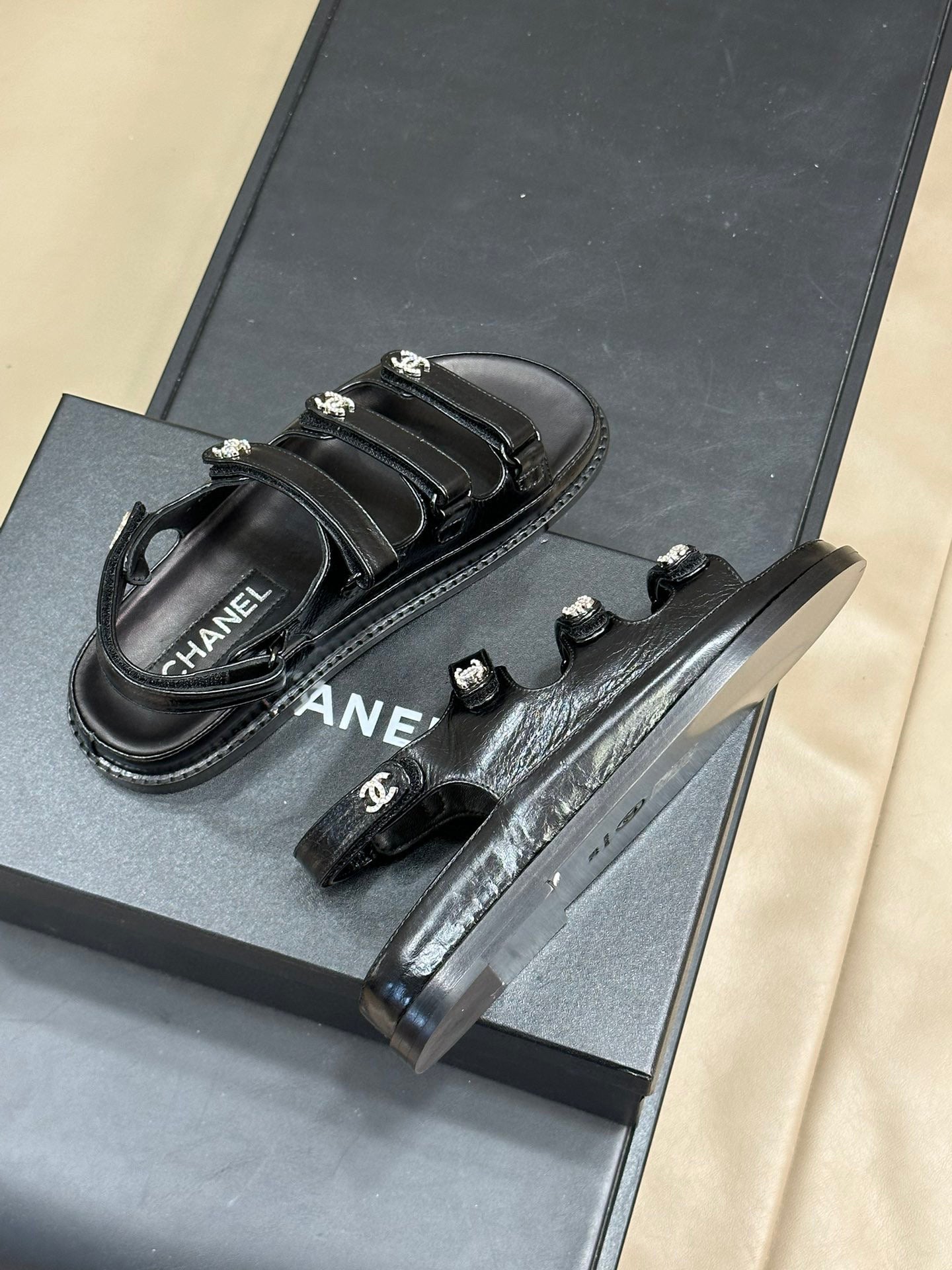 CC SANDALS