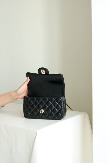 CC CLASSIC FLAP MINI BAG