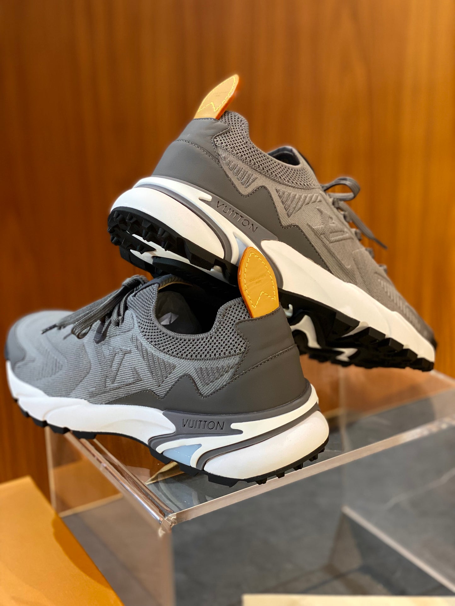 LOU RUNNER TATIC TRAINERS