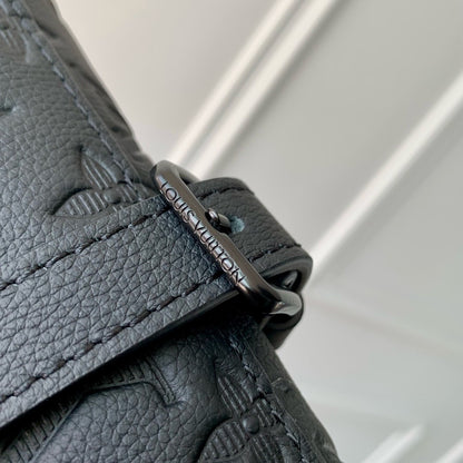LOU PULSE WEARABLE WALLET