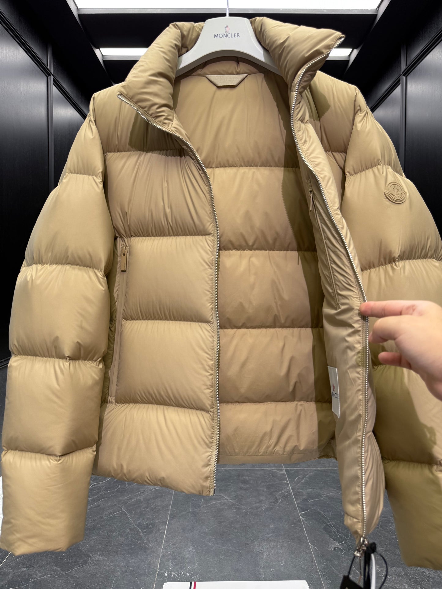 MONC TARN JACKET