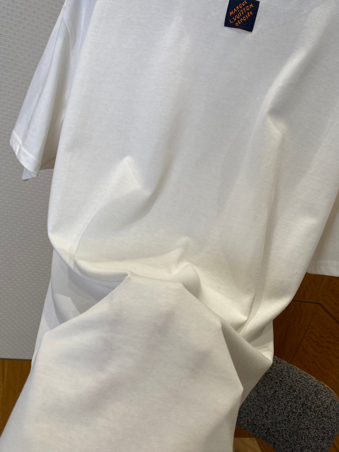 LOU T-SHIRT