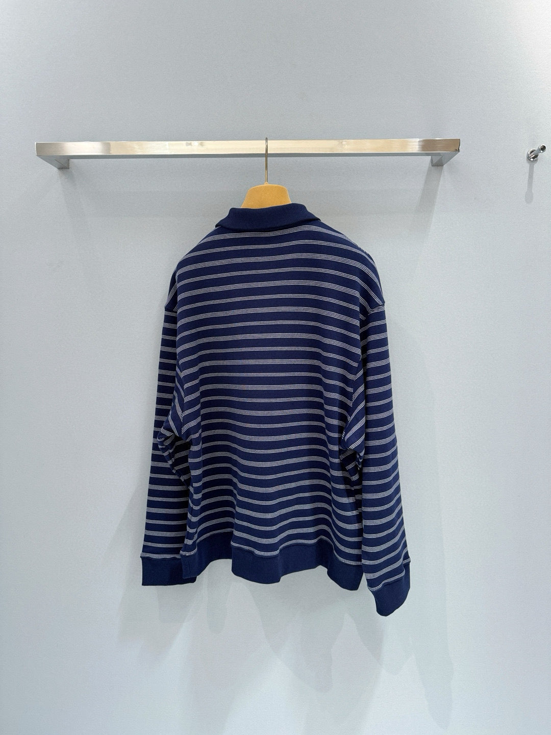 MIU M SWEATSHIRT