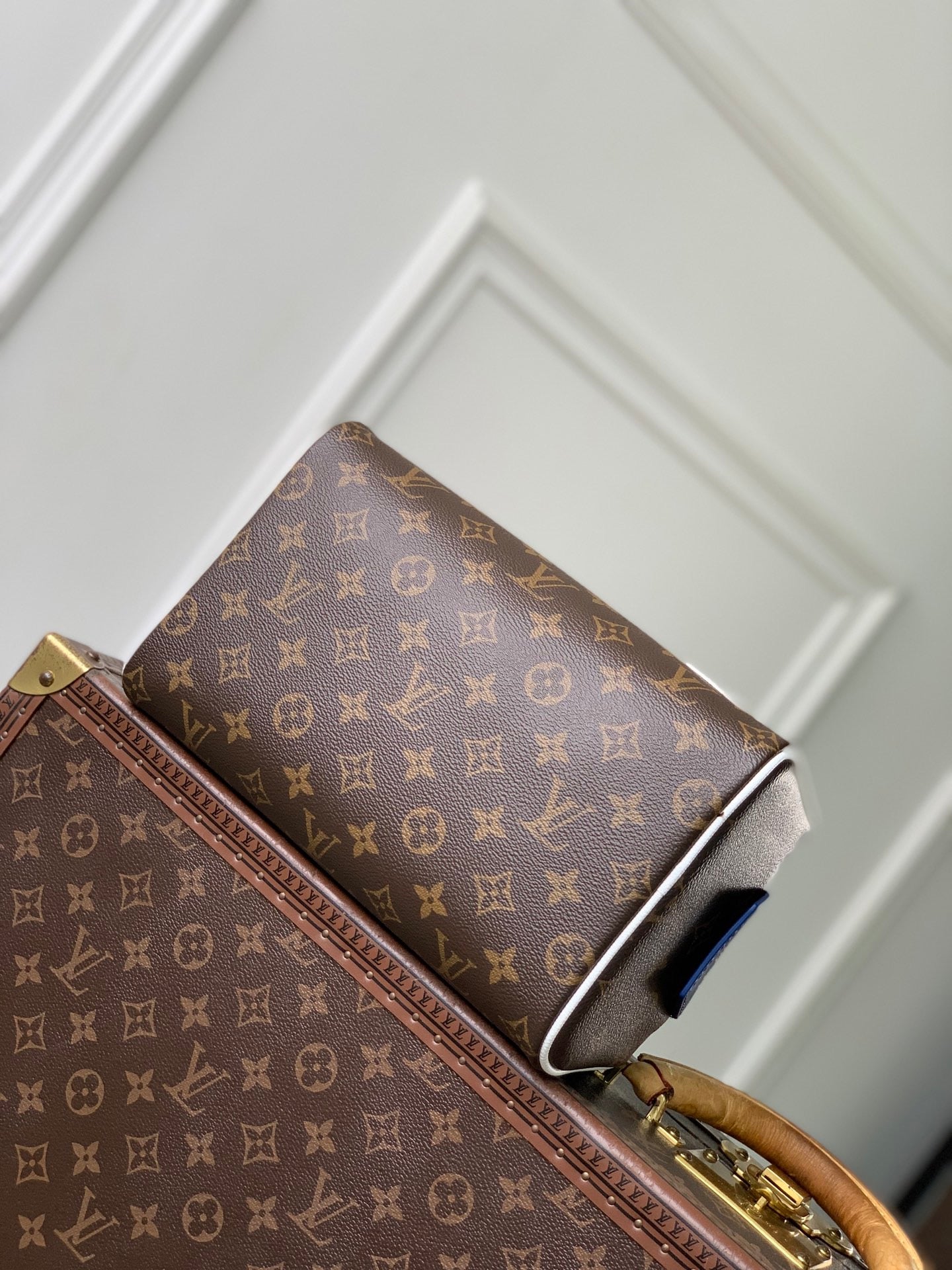 LOU DOPP KIT TOILETRY BAG
