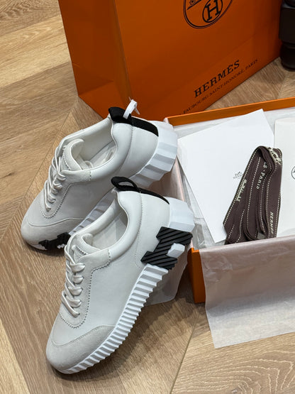 HERM BOUNCING SNEAKER