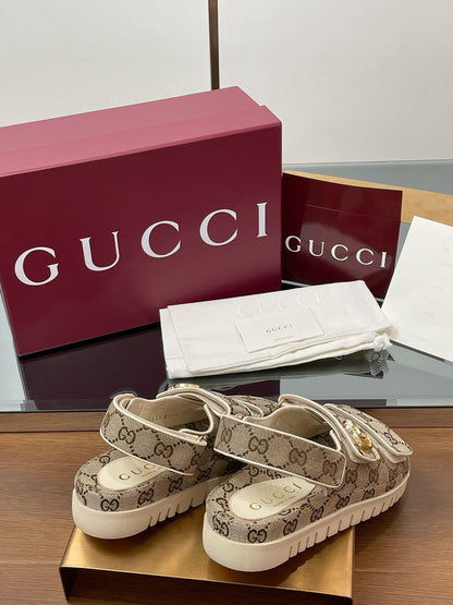 GG SANDALS