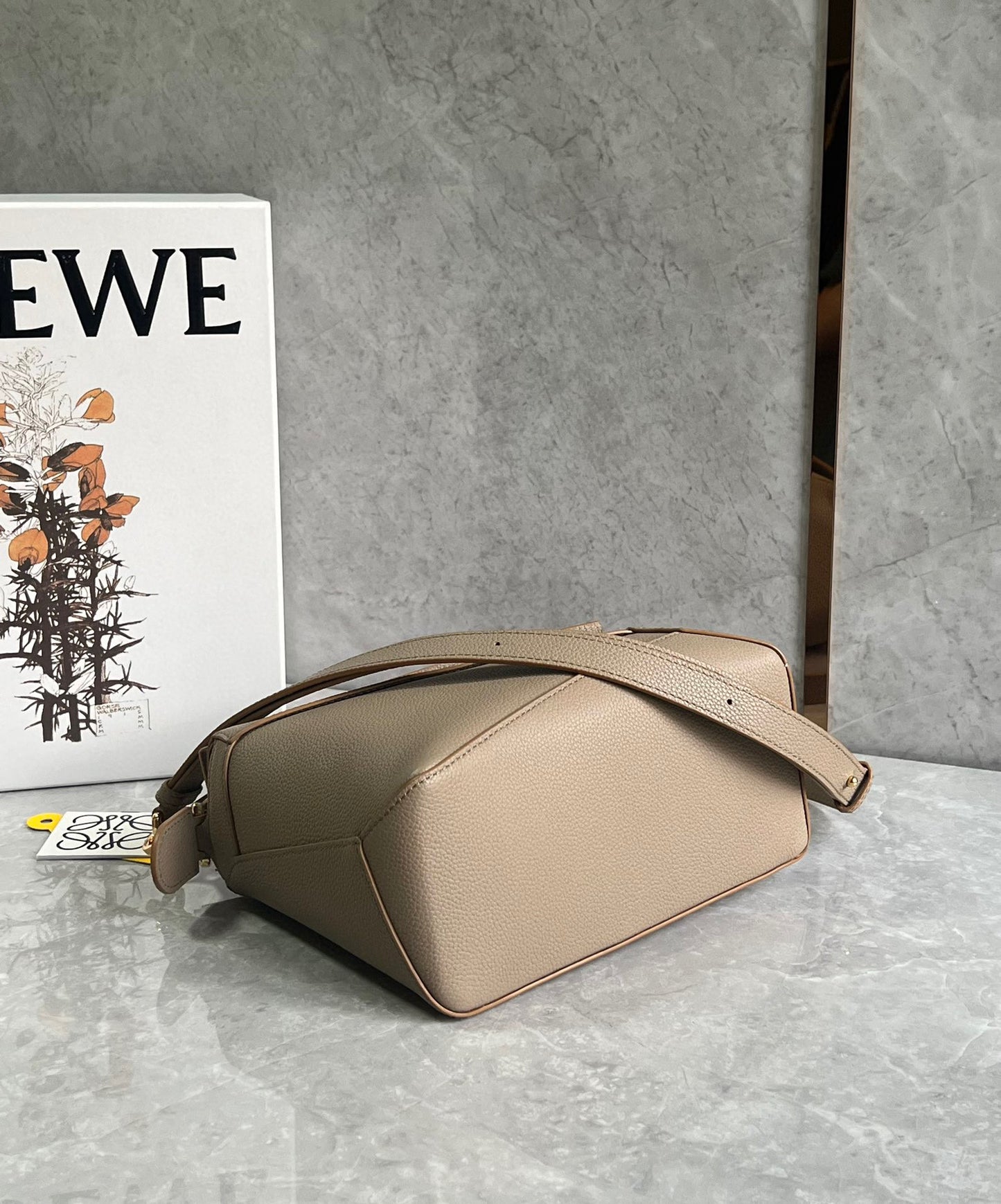 LOEW SMALL PUZZLE EDGE BAG