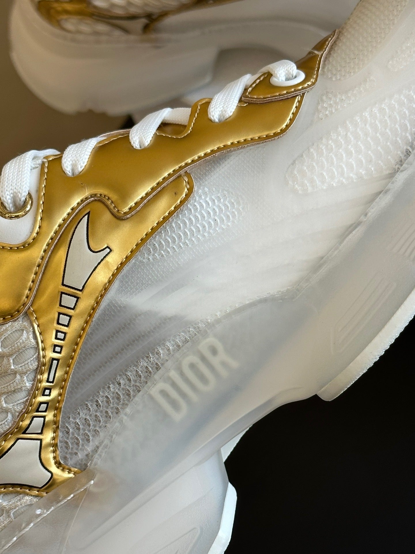 CD VIBE SNEAKERS