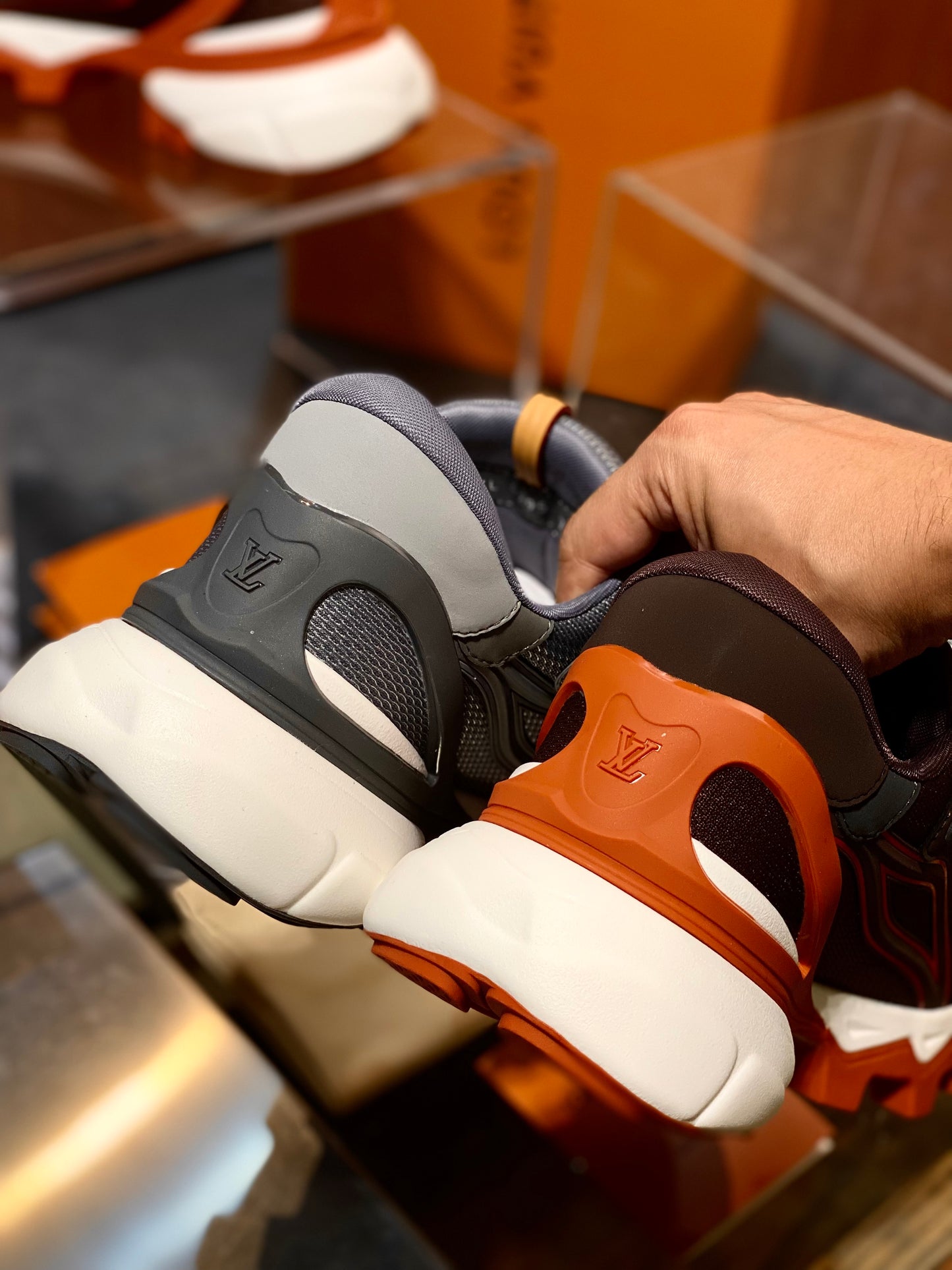 LOU SUMMIT SNEAKERS