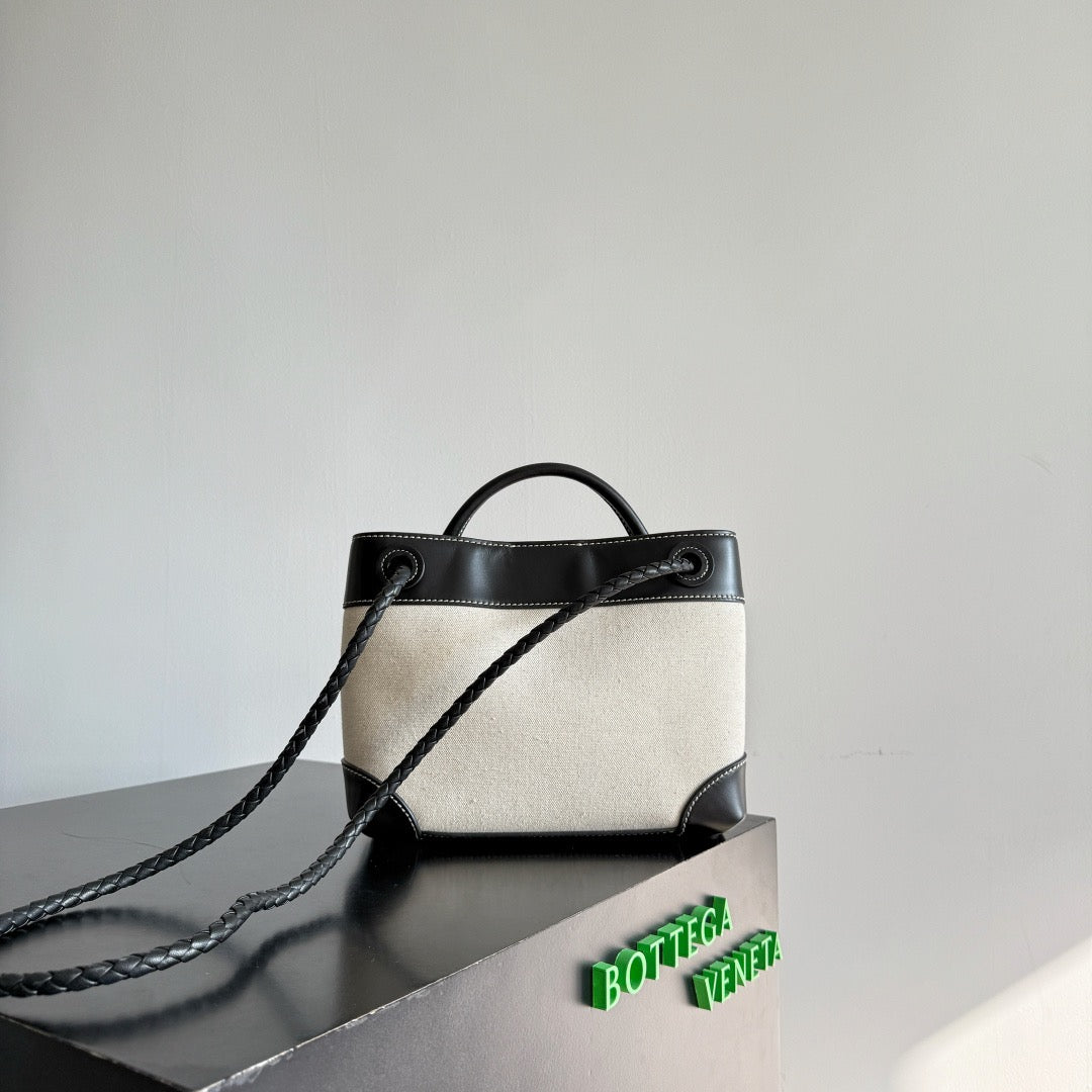 BOTT V ANDIAMO SMALL BAG