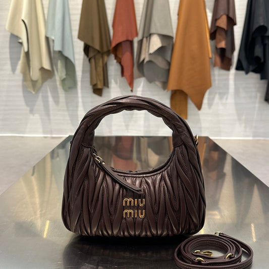 MIU M WANDER BAG
