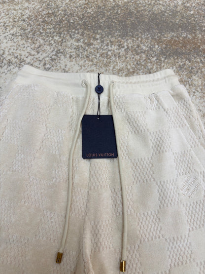 LOU SHORTS
