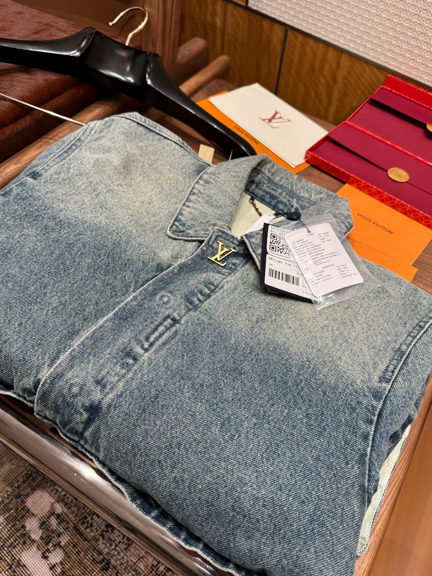 LOU DENIM JACKET