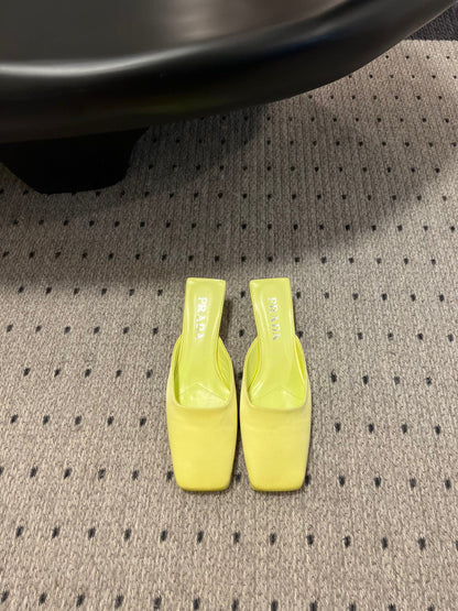 PD HEELS