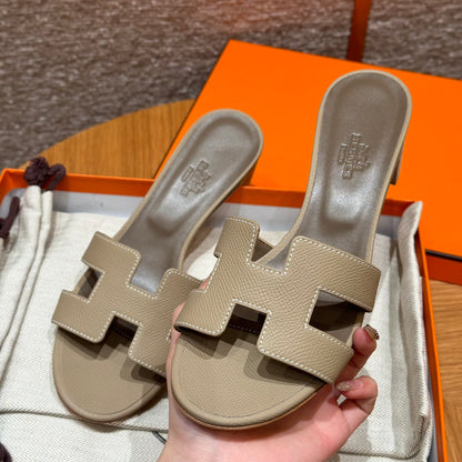 HERM OASIS SANDALS